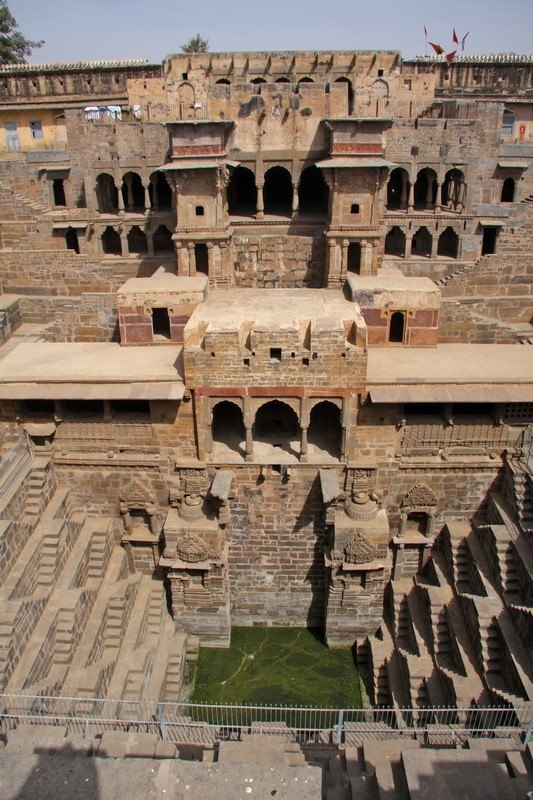 chand_baori_0319_01.jpg